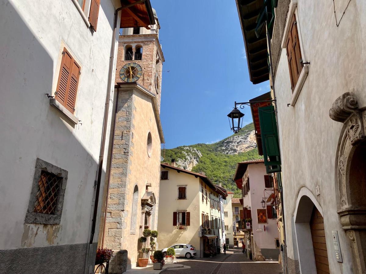 Appartamenti Le Tre Rose Torbole Sul Garda ภายนอก รูปภาพ